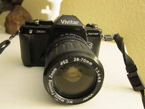 كاميرا Vivitar V3800N مقاس 35 مم SLR مع عدسة 28-70 مم in Saudi Arabia