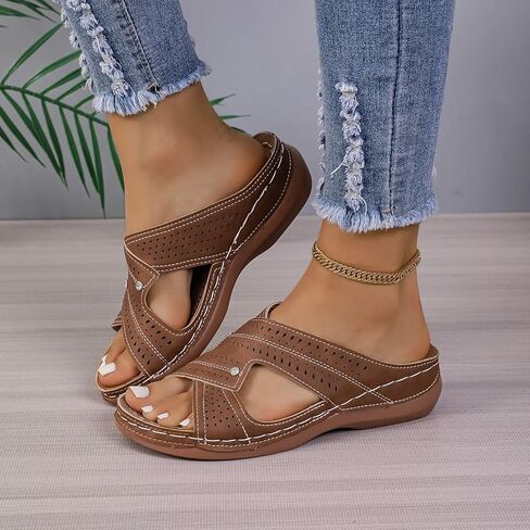 Chunky Platform Sandals for Women Plus Size - Solid Color Round Toe Open-Toe Outdoor Comfort Slide in Saudi Arabia