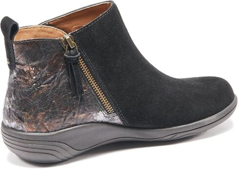 Hälsa Footwear WOMEN'S ALTHEA SUEDE ANKLE BOOTIE in Saudi Arabia