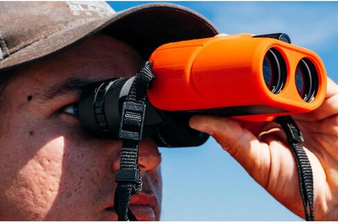 مناظير SIG SAUER ZULU6 HDX البحرية المثبتة للصور - نظام عدسات HDX، تثبيت الصورة البصرية، مناظير بحرية مقاومة للماء IPX7 مع حزام عائم، 16 × 42 مم in Kuwait