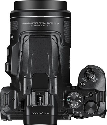 مجموعة كاميرا Nikon COOLPIX P950 الرقمية مع بطارية إضافية، وإضاءة LED، وميكروفون، وفلاش ذاكرة عالي السرعة سعة 128 جيجابايت، وحزمة ملحقات (21 عنصرًا) in Kuwait