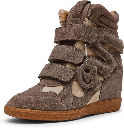 Steve Madden Women's Mavis Sneaker in Saudi Arabia