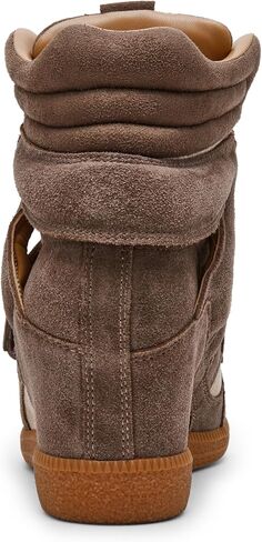 Steve Madden Women's Mavis Sneaker in Saudi Arabia