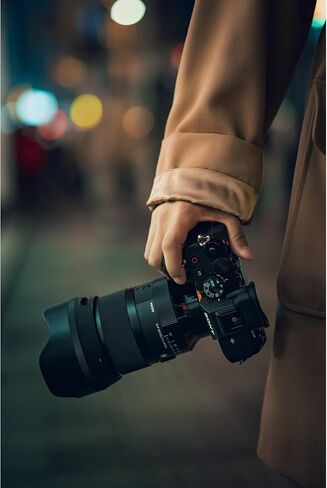 عدسة سيجما 50 مم f/1.2 DG DN Art لهاتف Sony E، عدسة أساسية ساطعة كاملة الإطار مع تركيز تلقائي مزدوج HLA، غشاء مستدير 13 شفرة، عناصر شبه كروية، حزمة مقاومة للغبار والرذاذ in Kuwait