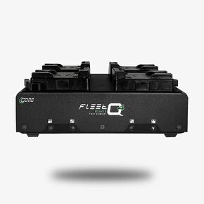 شاحن بطارية رباعي من سلسلة Core SWX Fleet Mini | 4-وضعية 3 أمبير للشحن السريع | مدخل عالمي 90-240 فولت | غلاف ألومنيوم متين مدمج (حامل ذهبي) in Kuwait