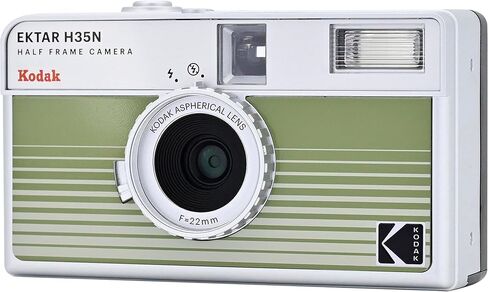 كاميرا Kodak Ektar H35N بفيلم نصف إطار (أخضر مخطط) مع فيلم Eastman Kodak Premium Gold + حامل ثلاثي القوائم على سطح الطاولة + بطاريات + قطعة قماش للتنظيف من الألياف الدقيقة in Saudi Arabia
