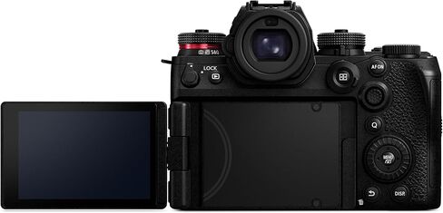 كاميرا باناسونيك LUMIX S1RII رقمية كاملة الإطار بدون مرآة، طراز هجين يتميز بمستشعر كامل الإطار بدقة 44.3 ميجابكسل وأول تسجيل فيديو بكاميرا رقمية 8K من LUMIX - DC-S1RM2BODY9 in Saudi Arabia