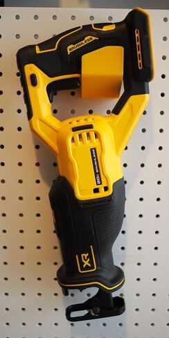 حامل Pegboard متوافق مع منشار Dewalt الترددي in Kuwait