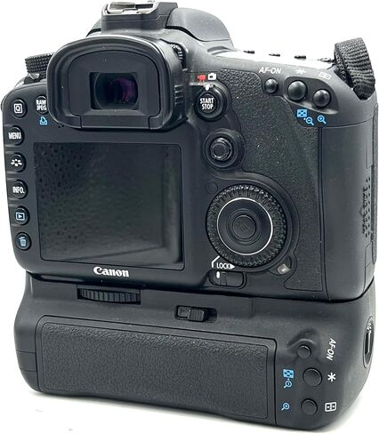 هيكل كاميرا Canon EOS 7D Digital SLR مستعمل in Kuwait