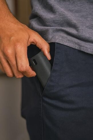 بخاخ منظف الشاشة 2 في 1 ومسحها 20 مل للهواتف والأجهزة اللوحية وأجهزة الكمبيوتر المحمولة (عبوة من قطعتين) in Saudi Arabia