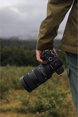 عدسة سيجما 28-105 ملم f/2.8 DG DN Art لسوني E، تكبير كامل الإطار واسع إلى تليفوتوغرافي، فتحة سريعة f/2.8، تركيز تلقائي HLA، حزمة مقاومة للغبار والرذاذ in Kuwait