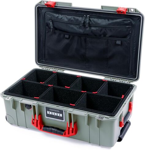 Pelican Air 1535 Carry-On Sage Green - حقيبة مقاومة للماء متوسطة الحجم - فارغة بمقابض ومزالج أرجوانية in Kuwait