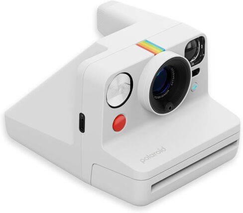 كاميرا Polaroid Now Plus Generation 3 الفورية مع نظام التركيز التلقائي ثنائي العدسات والوضع اليدوي (أبيض) حزمة مع مجموعة أفلام وفيلم B&W لكاميرات i-Type (3 عناصر) in Saudi Arabia