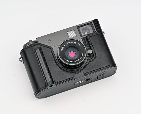 نصف حافظة كاميرا مصنوعة يدويًا من الجلد الأصلي لجراب FUJIFILM X-Half/FUJIFILM X-Half - طبقة علوية من جلد البقر + لوحة قاعدة معدنية + تصميم ساق اليد (متحف-C-أزرق) in Kuwait
