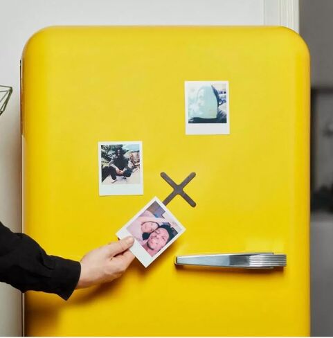 Polaroid Instant Camera Essentials Kit in Saudi Arabia