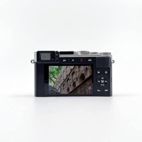 Leica D-LUX 7 Silver 19116 (Renewed) in Saudi Arabia