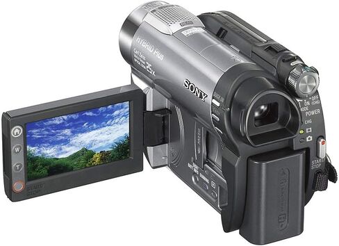 كاميرا فيديو سوني DCR-DVD810 هاندي كام | خاصية التثبيت الفائق للصورة SteadyShot | تكبير بصري 25x | تسجيل دي في دي | عدسة Carl Zeiss Vario-Tessar (مجددة معتمدة) in Saudi Arabia