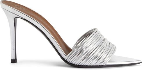 Giuseppe Zanotti Intriigo Clio 90 in Saudi Arabia