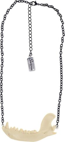 قلادة بفك الراكون - 100% راتنج - من Sourpuss Clothing in Kuwait