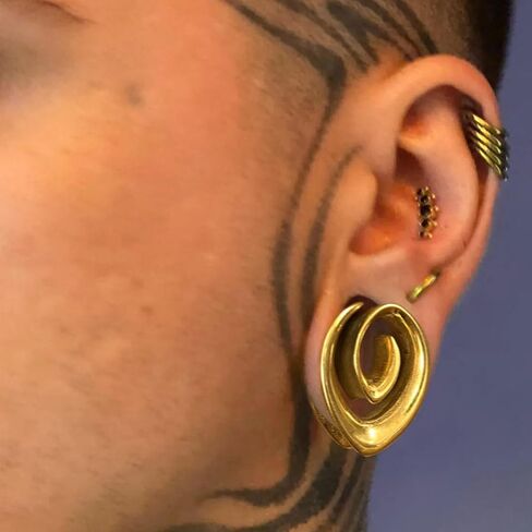 LADEMAYH Saddle Plugs for Ears Gauges, Gold 7/8 inch Spiral Gauges for Ears, Stainless Steel 316L Ear Tunnels Gauges for Men Ear Stretching Gauge Earrings for Women in Saudi Arabia