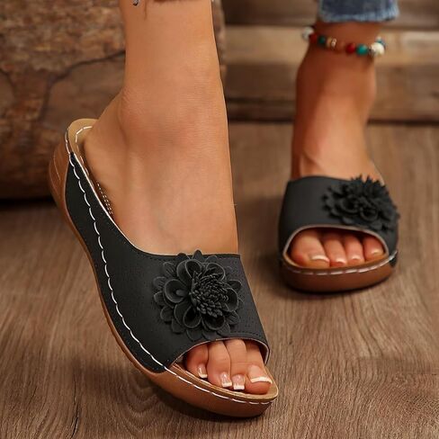Women Slipper Perfect for Summer Beach, Vacation & Casual Wear Gift for Women Stylish Outer Wear Beach Sandals Slippers in Saudi Arabia