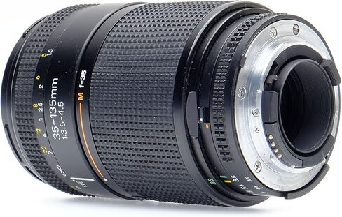 نيكون نيكور 35-135 ملم f/3.5-4.5 (دفع وسحب) عدسة تركيز يدوية (متجددة) in Saudi Arabia