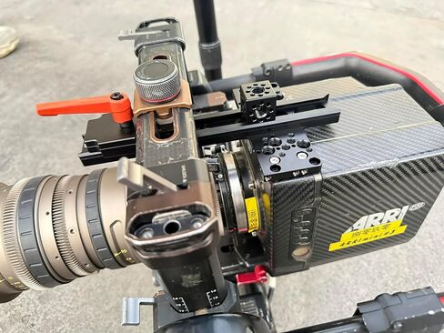 كتلة توسيع الكاميرا بفتحة ملولبة 3/8 بوصة من ARRI لمكعب Ronin 2 بمقبض علوي لـ ARRI Alexa Mini (كتلة 3/8 بوصة) in Kuwait
