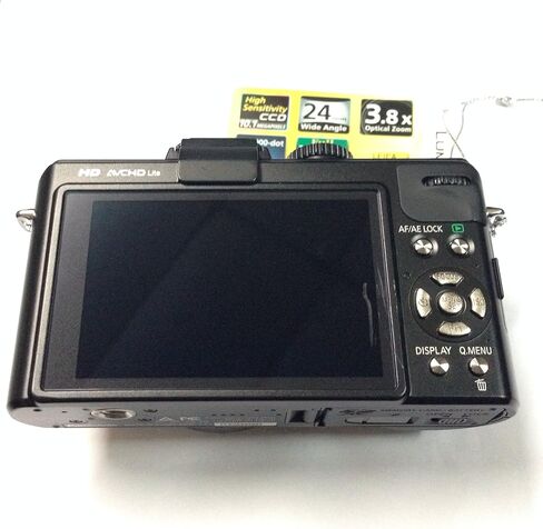كاميرا باناسونيك لوميكس DMC-LX5 الرقمية بدقة 10.1 ميجابكسل مع تكبير بصري للصورة 3.8x وشاشة LCD مقاس 3.0 بوصة - أسود (الطراز القديم) in Saudi Arabia