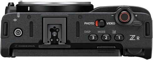 مجموعة كاميرا Nikon ZR 6K السينمائية مع بطاقة ذاكرة SDXC سعة 128 جيجابايت + بطارية EN-EL15c + شاحن بطارية + حافظة بطاقة الذاكرة + طقم تنظيف + حقيبة كاميرا + قطعة قماش للتنظيف (10 قطع) in Kuwait