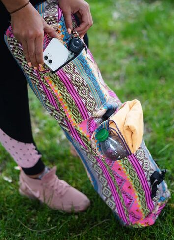 Premium Yoga Mat Bag with Convenient Water Bottle Holder Stylish and Functional Bags for Women - Easy to Carry Yoga Mat Carrier with Mat Straps and Bonus Water Bottle Compartment in Saudi Arabia