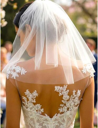Heread Bride Wedding Veil White Short 2 مستويات الكتف طول الكتف حجاب الزفاف مع مشط وحافة مقطوعة in Kuwait