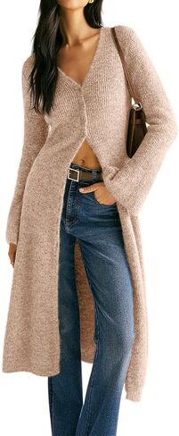 فستان نسائي طويل بفتحة رقبة على شكل حرف V وزر على شكل جرس وأكمام طويلة مفتوح من الأمام ومقسم عند الصدر in Kuwait