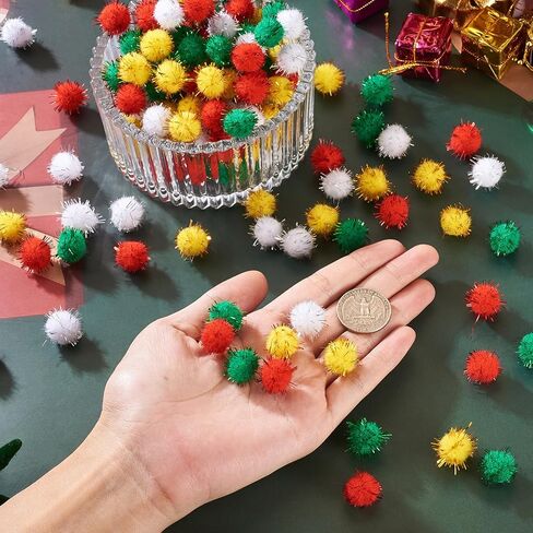 Magibeads 600 قطعة من كرات بوم بوم الحرفية للكريسماس 3 ألوان 15 مم الكريات الصغيرة للحرف اليدوية كرات بهرج لامعة لتزيين عيد الميلاد وحفلات العطلات وإكسسوارات الشعر اليدوية in Saudi Arabia