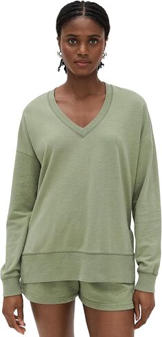 Weekender Modern by Z Supply in Kuwait