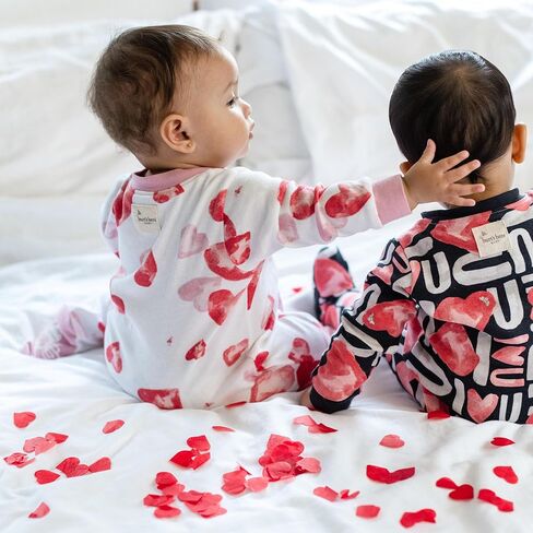 بيجامة Burt's Bees Baby Boys Sleep and Play PJs، 100% من القطن العضوي قطعة واحدة بسحاب أمامي من قطعة واحدة in Saudi Arabia