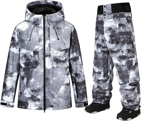 Ski suit men set in Saudi Arabia