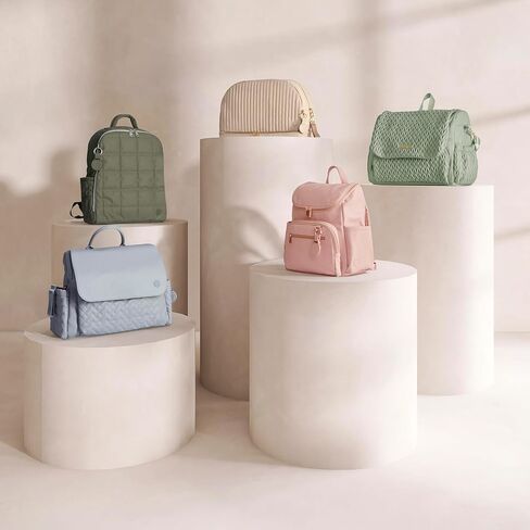 حقيبة ظهر للحفاضات للسفر من هانا وصوفيا، مجموعة حقائب سفر للأطفال مكونة من 4 قطع مع منفذ شحن USB-C، ونظام تنظيم 11 جيبًا، وحقيبة زجاجات، ووسادة تغيير الحفاضات، وسلسلة مفاتيح AirTag، باللون الأخضر الغابة in Kuwait