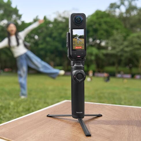 Insta360 عصا سيلفي تأطير مجانية in Kuwait