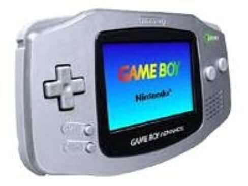 لعبة Game Boy Advance - إصدار محدود من البلاتين in Kuwait