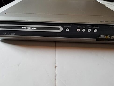 مسجل DVD Magnavox ZC320MW8 (متجدد) in Kuwait