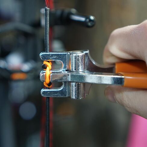 كماشة VIPER Archery D Loop للأقواس المركبة | أداة ضغط بوزن 400 رطل لربط الوتر بشكل آمن، طيران سهم دقيق وتركيب سهل على شكل حرف D | اكسسوارات ومعدات الرماية in Kuwait