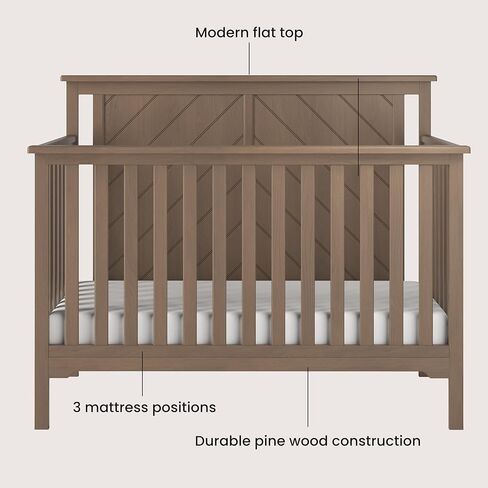Child Craft Hampton Flat Top 4-in-1 Convertible Crib & Changing Table 2-Piece Set in Kuwait