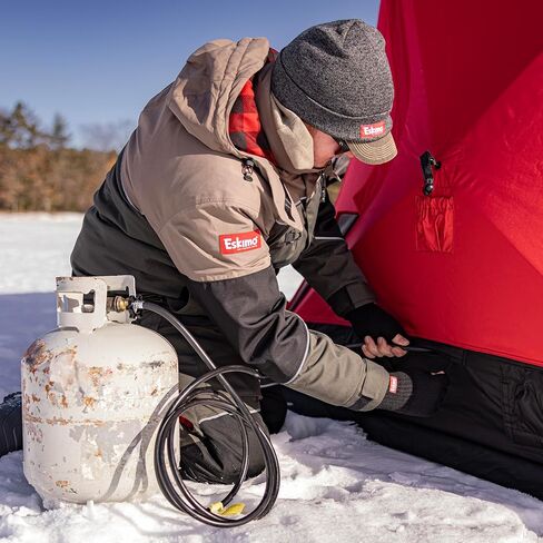 Eskimo® Outbreak 450XDP، مأوى محمول لصيد الأسماك على الجليد، باب بدون رحلة، 4-5 أشخاص، أحمر/أسود، 50450 in Saudi Arabia