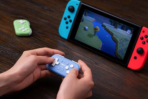 وحدة تحكم صغيرة بحجم الجيب 8Bitdo Micro Bluetooth Gamepad مع مشبك للهاتف المحمول للتبديل، Android، تدعم وضع لوحة المفاتيح (أزرق) in Kuwait