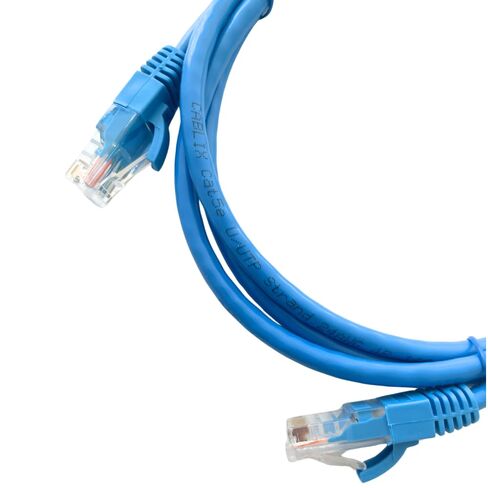 سلك تصحيح Cat 5E UTP مع حذاء، بطول 5 أقدام، أزرق، 5 عبوات - كابل إيثرنت موثوق به للاتصالات السريعة بالشبكات والإنترنت in Saudi Arabia