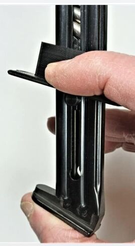 Browning Buckmark Speed ​​Loader لمجلات المصنع ذخيرة 22LR (أسود) صنع في الولايات المتحدة الأمريكية بواسطة قدامى المحاربين in Kuwait