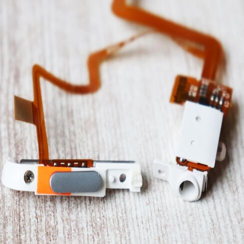 Silver Thin Version Headphone Audio Jack Hold Switch Flex Ribbon Cable for iPod 6th Gen Classic 80gb 120gb/ 7th Thin 160GB/IPod 5th Video 30GB in Saudi Arabia