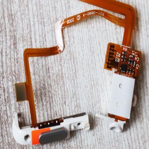 Silver Thin Version Headphone Audio Jack Hold Switch Flex Ribbon Cable for iPod 6th Gen Classic 80gb 120gb/ 7th Thin 160GB/IPod 5th Video 30GB in Saudi Arabia