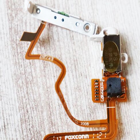 Silver Thin Version Headphone Audio Jack Hold Switch Flex Ribbon Cable for iPod 6th Gen Classic 80gb 120gb/ 7th Thin 160GB/IPod 5th Video 30GB in Saudi Arabia