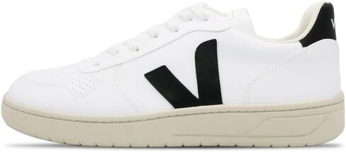 Veja Women's V-10 Sneaker in Saudi Arabia